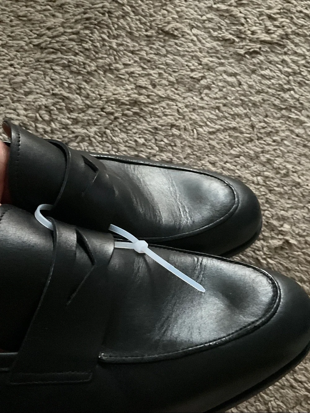 Magnanni Black Leather Slip-On Penny Loafer